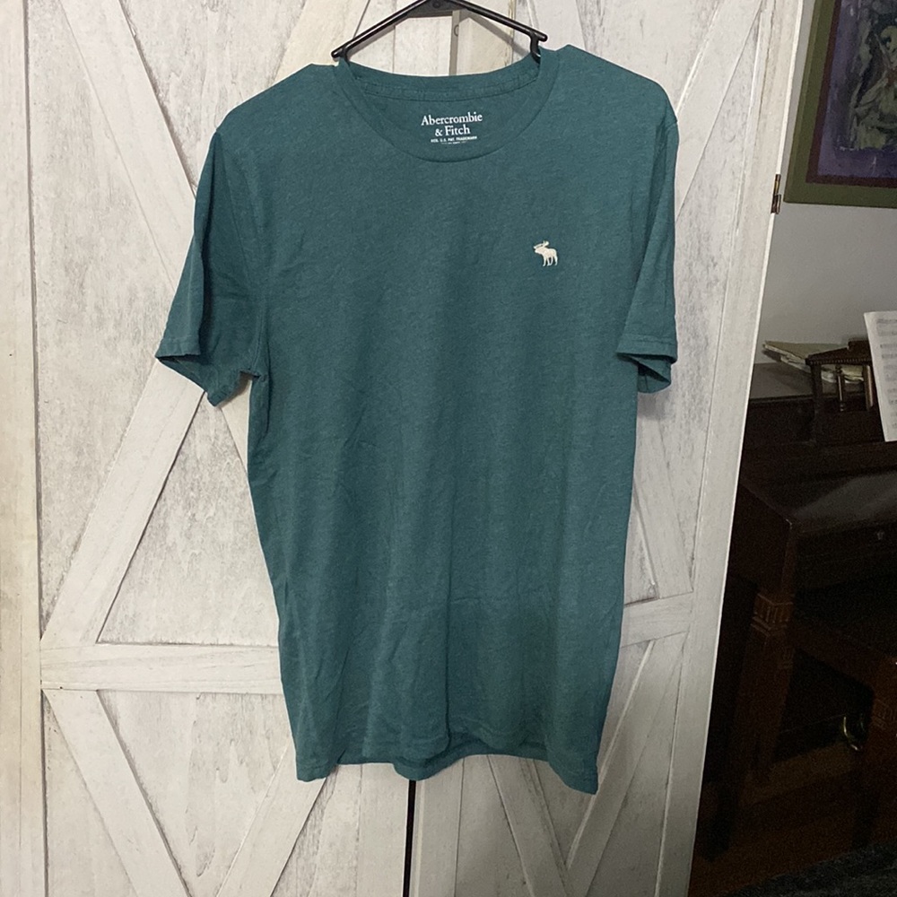Abercrombie T-shirt